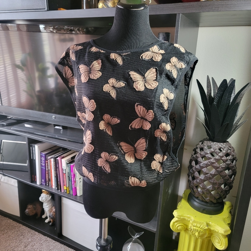 Mesh Butterfly Appliqué Sleeveless Top Black sz M
